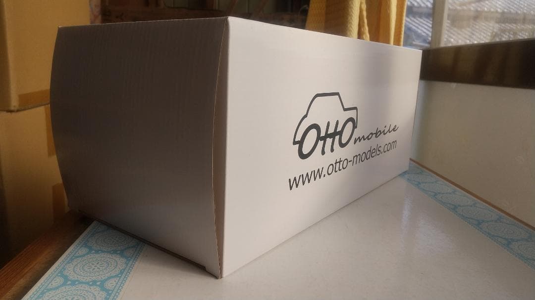 OTTO 1/18 メルセデス ベンツ ハンマー