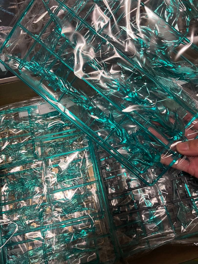 1/100 蒼炎の魂 FIRE LORD 青煌粒子覚醒武装 炎皇 未組み立て