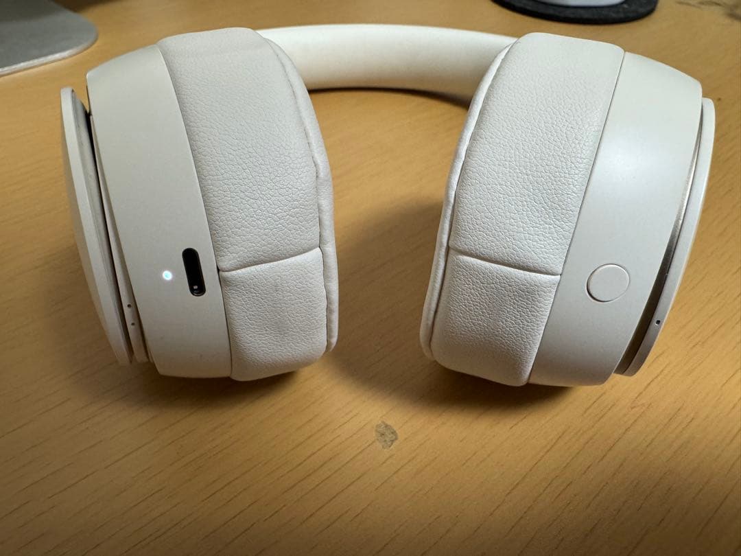 ヘッドホン Beats Solo Pro