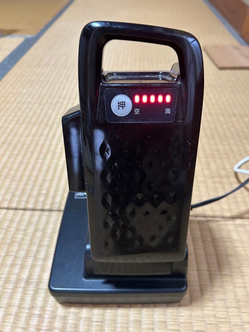 電動アシスト自転車 スポーツタイプ ブラック　ベロスターBE-ELVS772