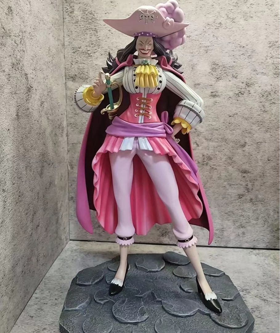 ワンピース カタリーナ・デボン ガレージキット ガレキ スタチュー①