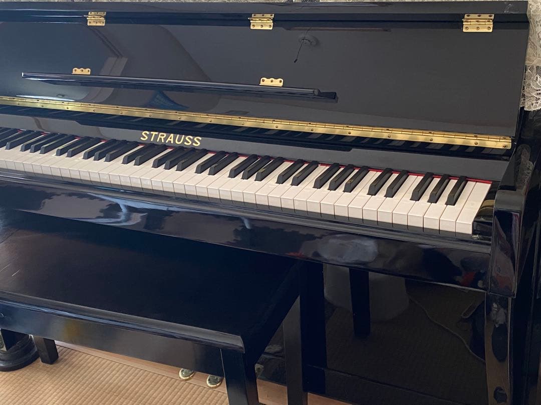 STRAUSS アップライトピアノ
