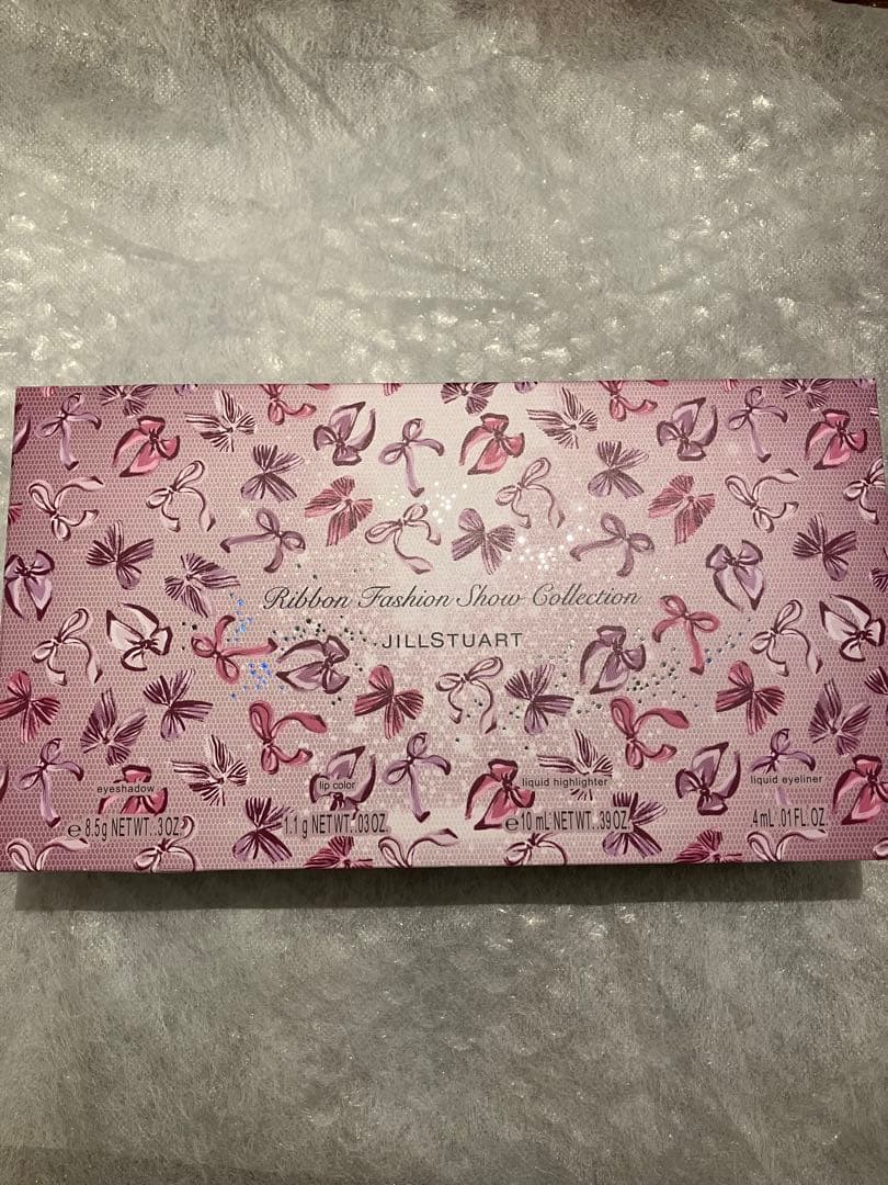 ジルスチュアート　クリスマスコフレ2025 新品未開封