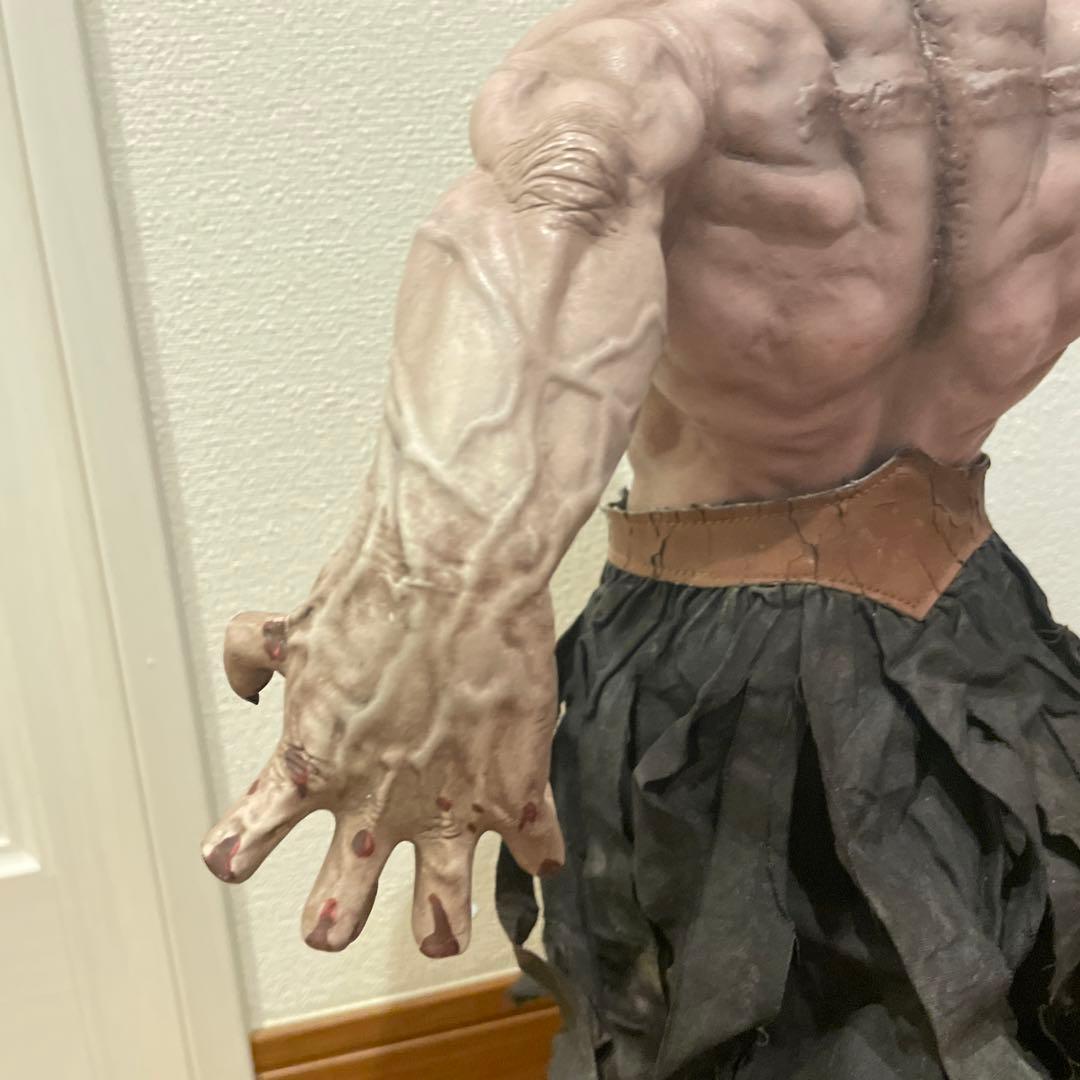 MAN THE KING OF THE NIGHT CAIN スタチュー