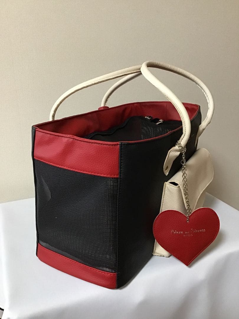 《値下げ》Prince and Princess ペットキャリーバッグ