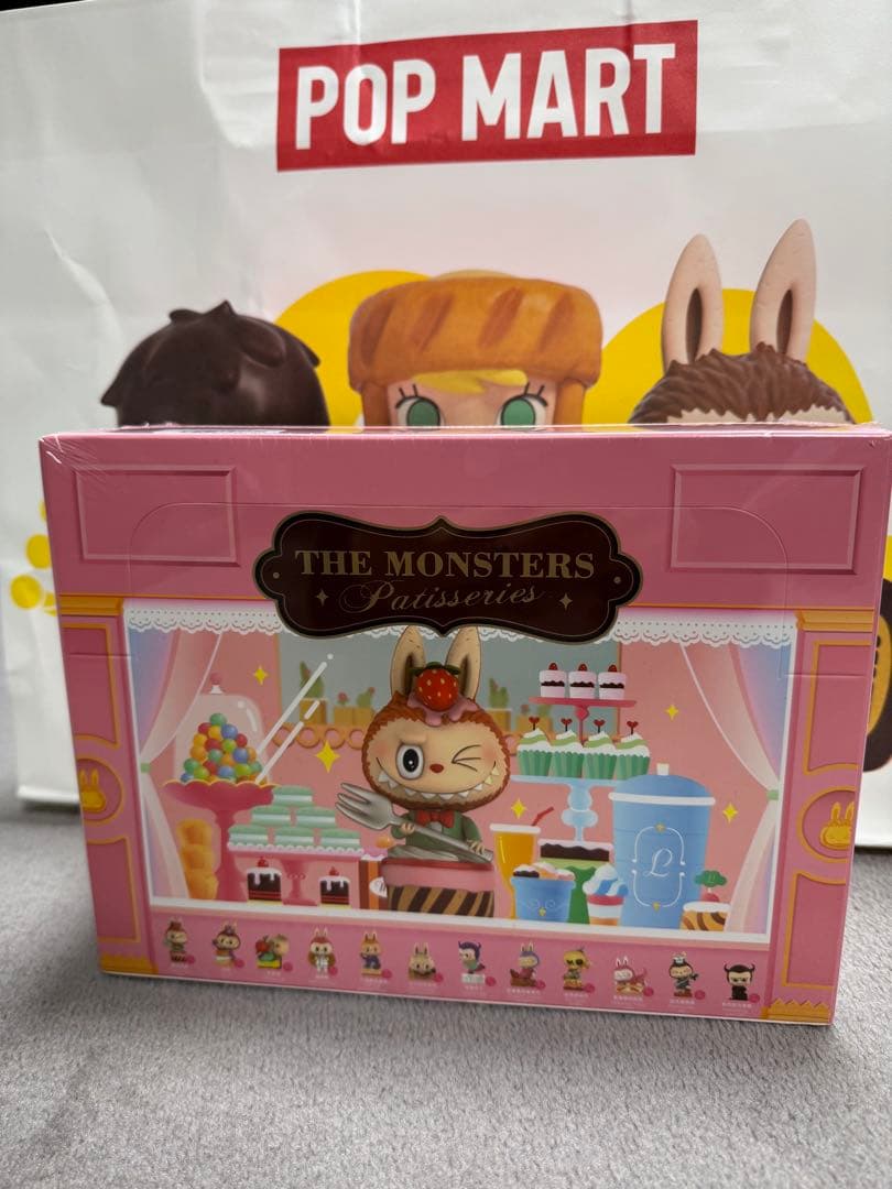 ポップマート LABUBU ザ・モンスター・パティシエシリーズ アソートボックス