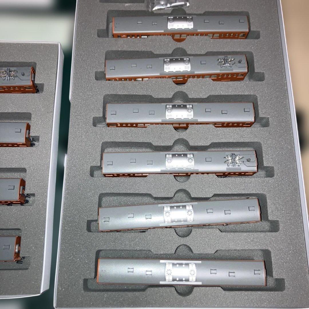 KATO 10-370.374 201系基本、増結セット