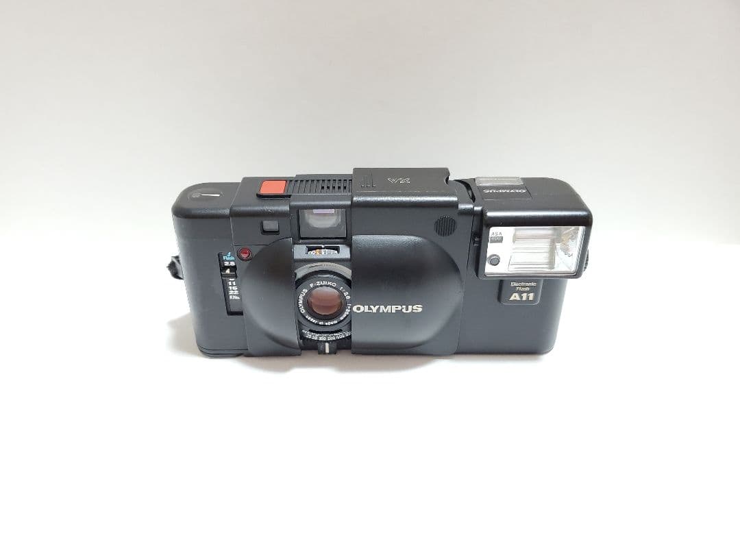 OLYMPUS XA + A11　フィルムカメラ