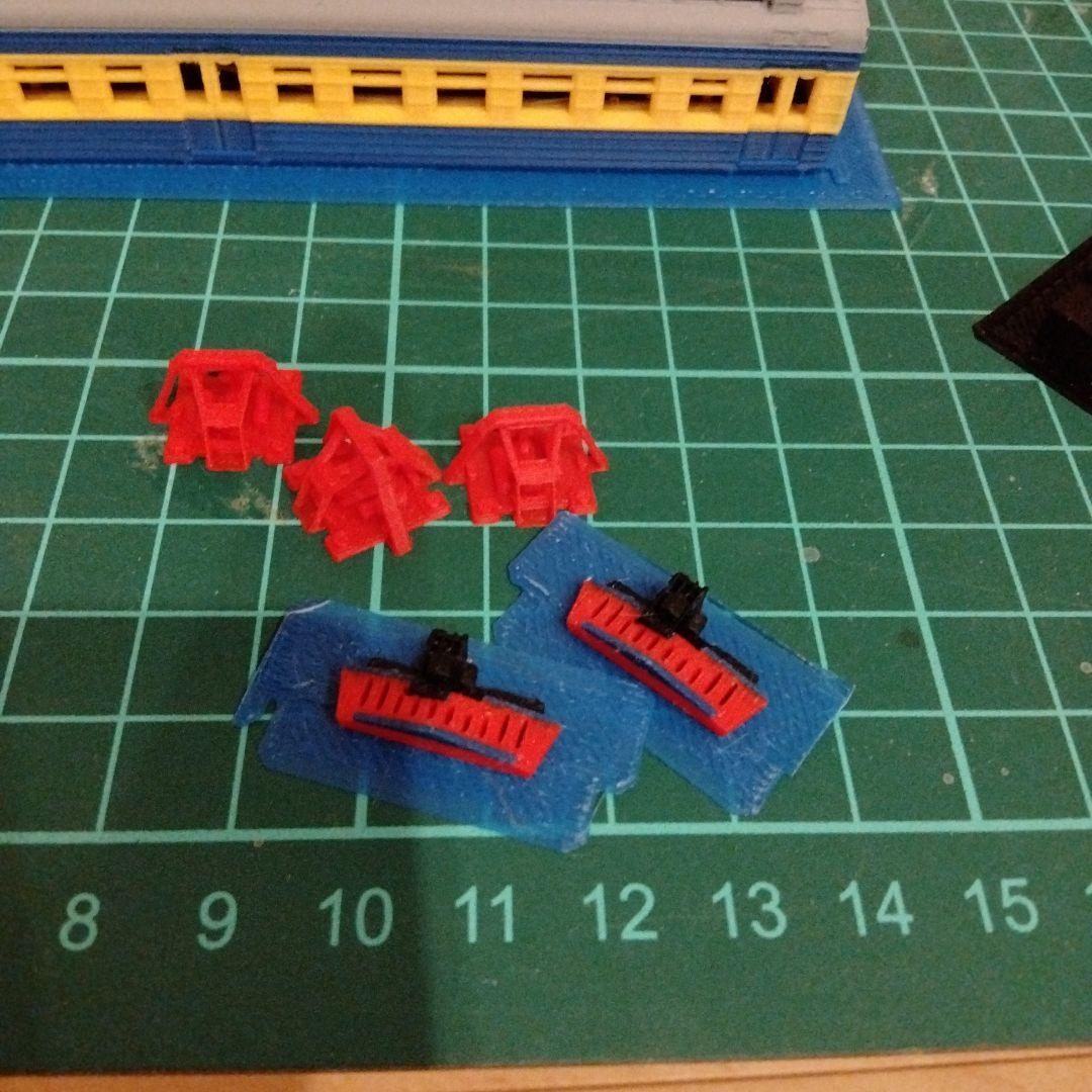 カザフスタン　ER22近郊電車　鉄道模型（Nゲージ）キット　4両セット