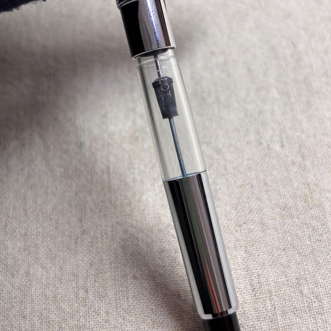 PILOTパイロット　カスタム　ヘリテイジ91　万年筆 ブラック　14K