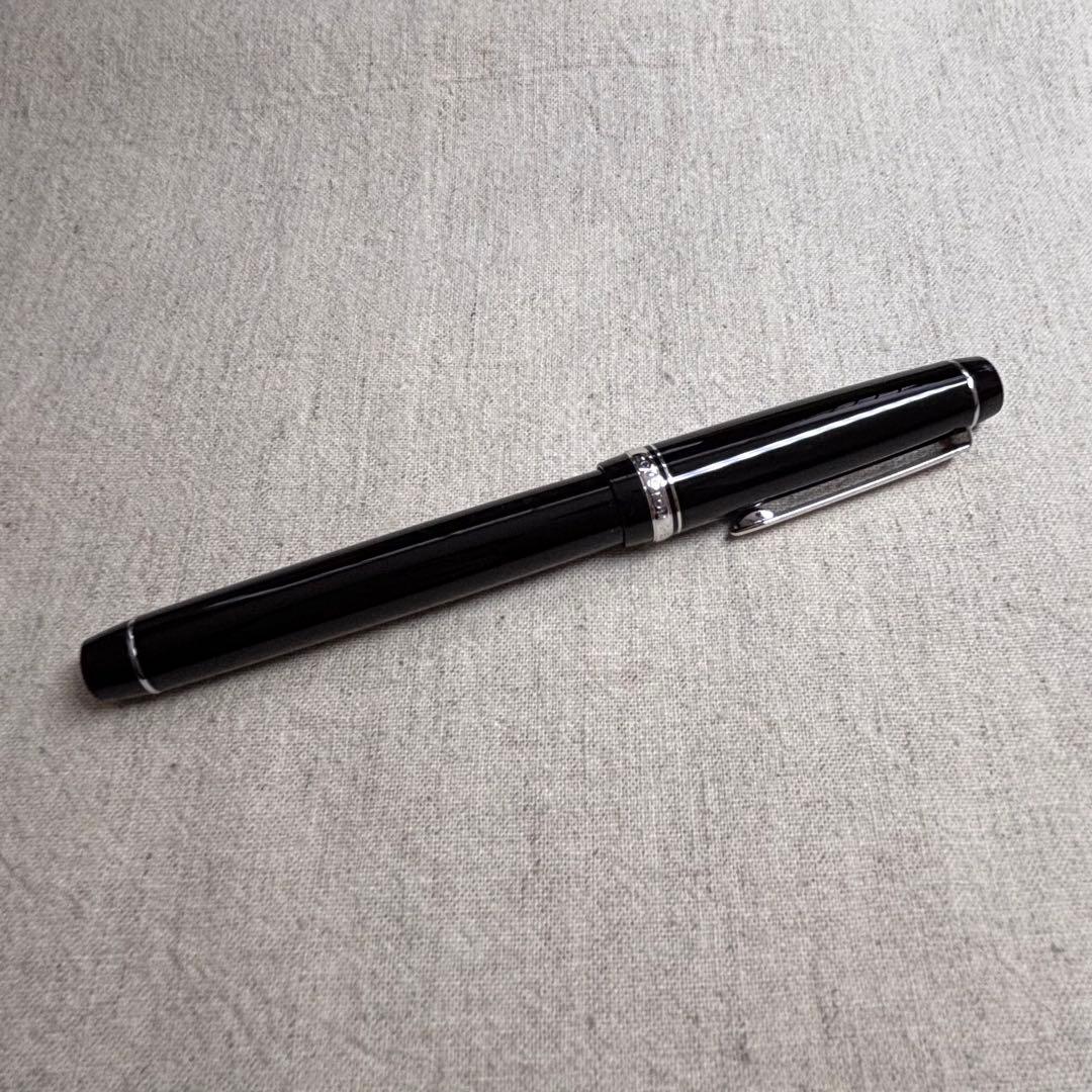 PILOTパイロット　カスタム　ヘリテイジ91　万年筆 ブラック　14K