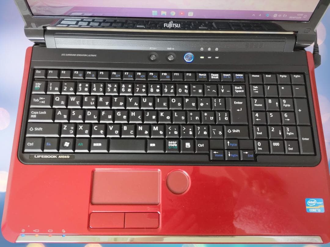 ⑪【爆速！すぐ使える】薄型LIFEBOOK 人気の赤 Win11 新品SSD爆速