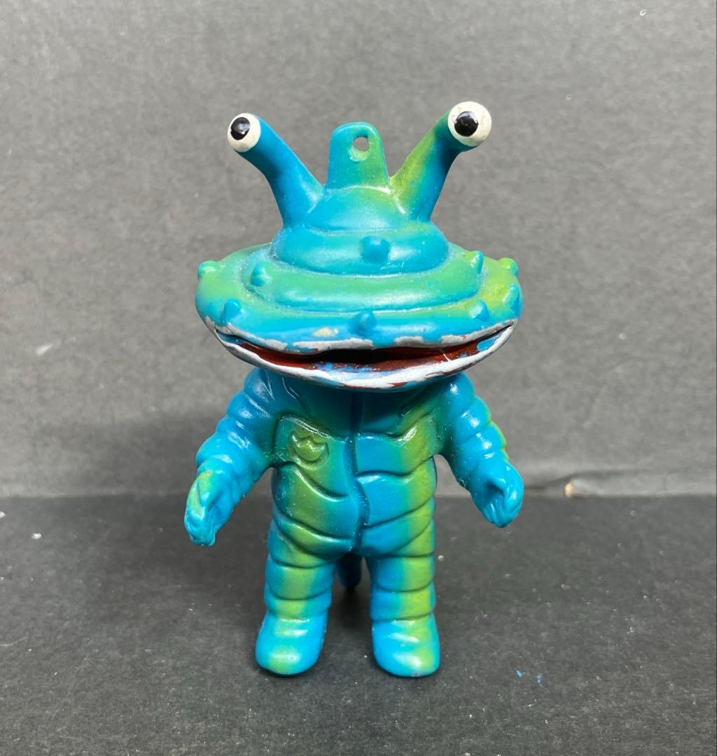 ニッコー　カネゴン　ペンダント　円谷プロ　開封品