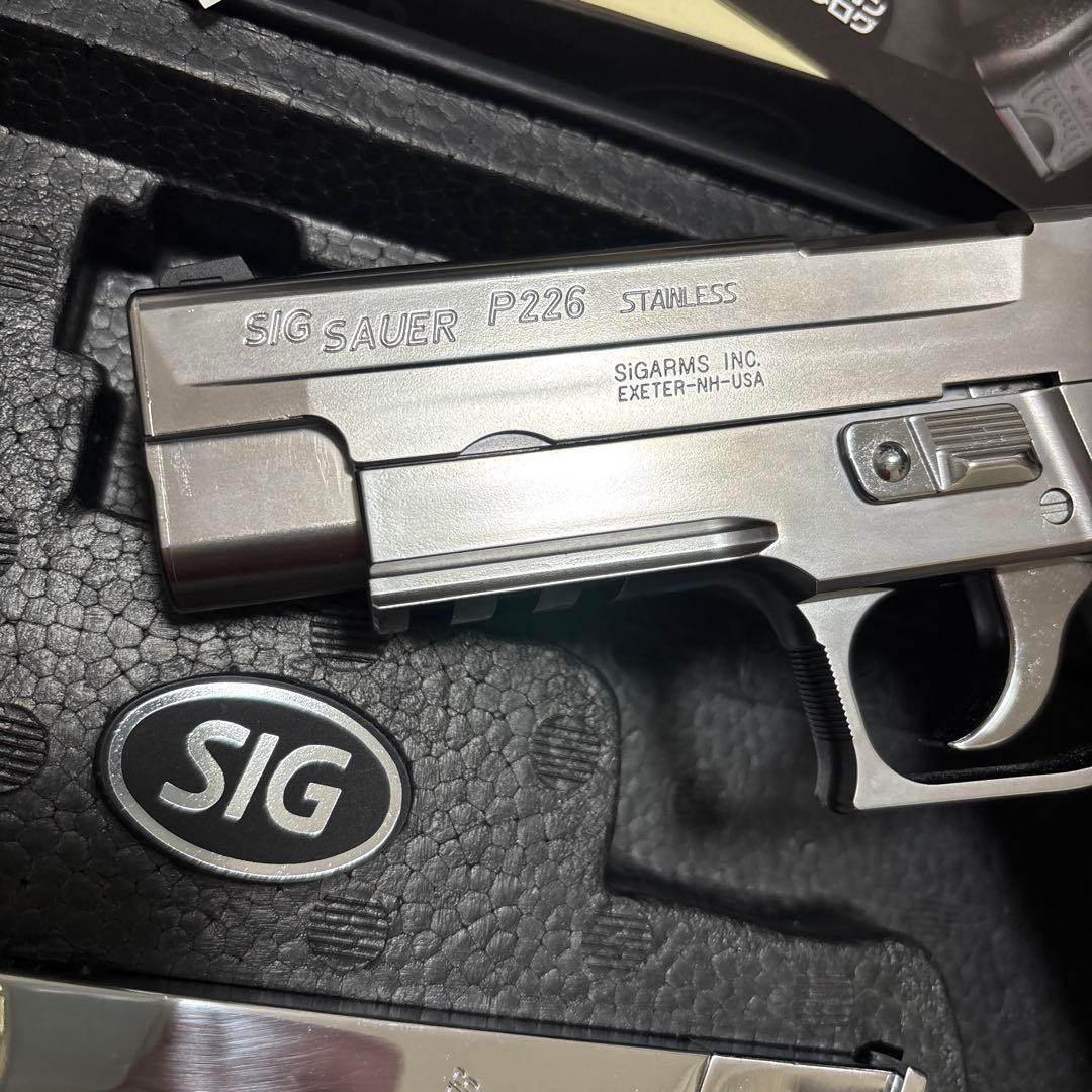 東京マルイ　SIG P226 R クロームステンレス