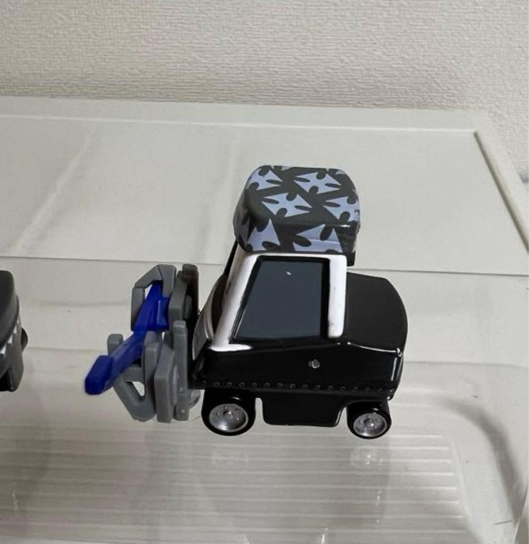 カーズ、ミニカー（マテル）ヘビメタマックイン