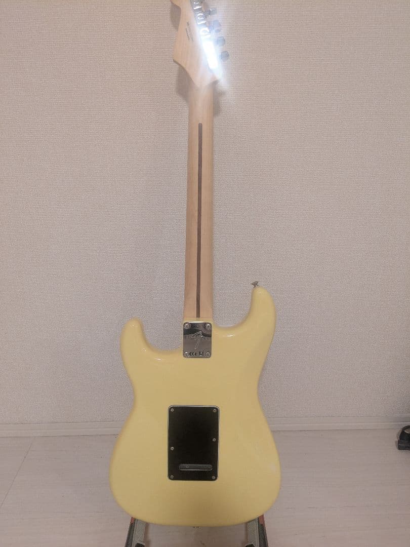 ストラトキャスターメキシコ エレキギター イエロー