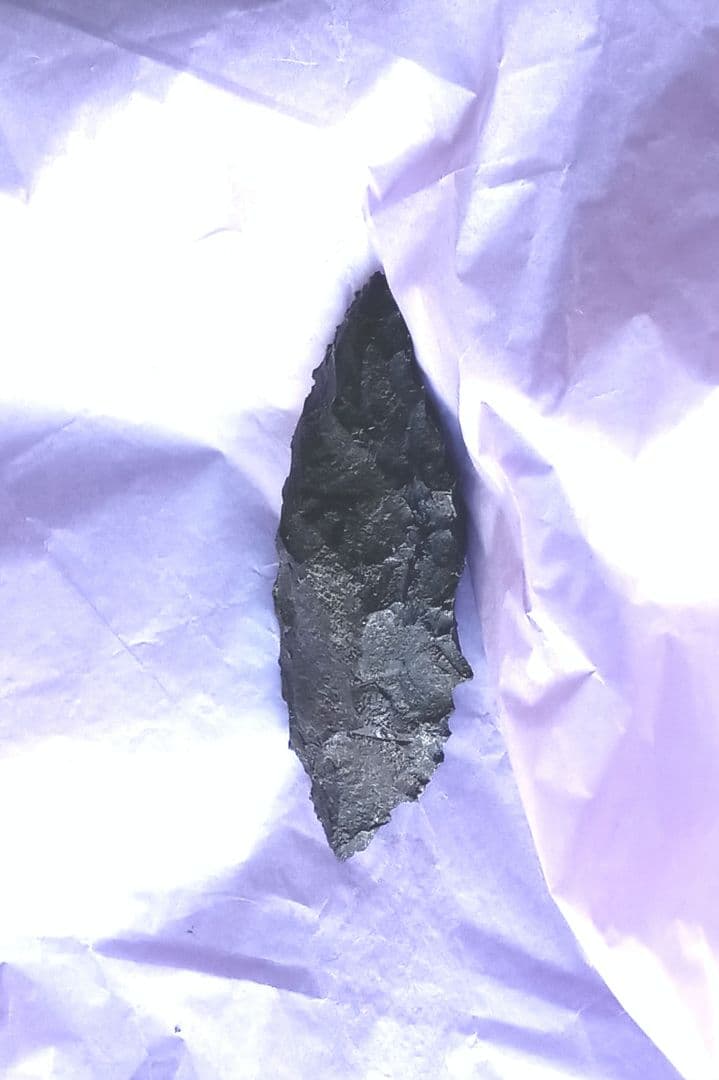 原始人 尖頭器 ポイント アイヌ仕様 石器 模写 サヌカイト