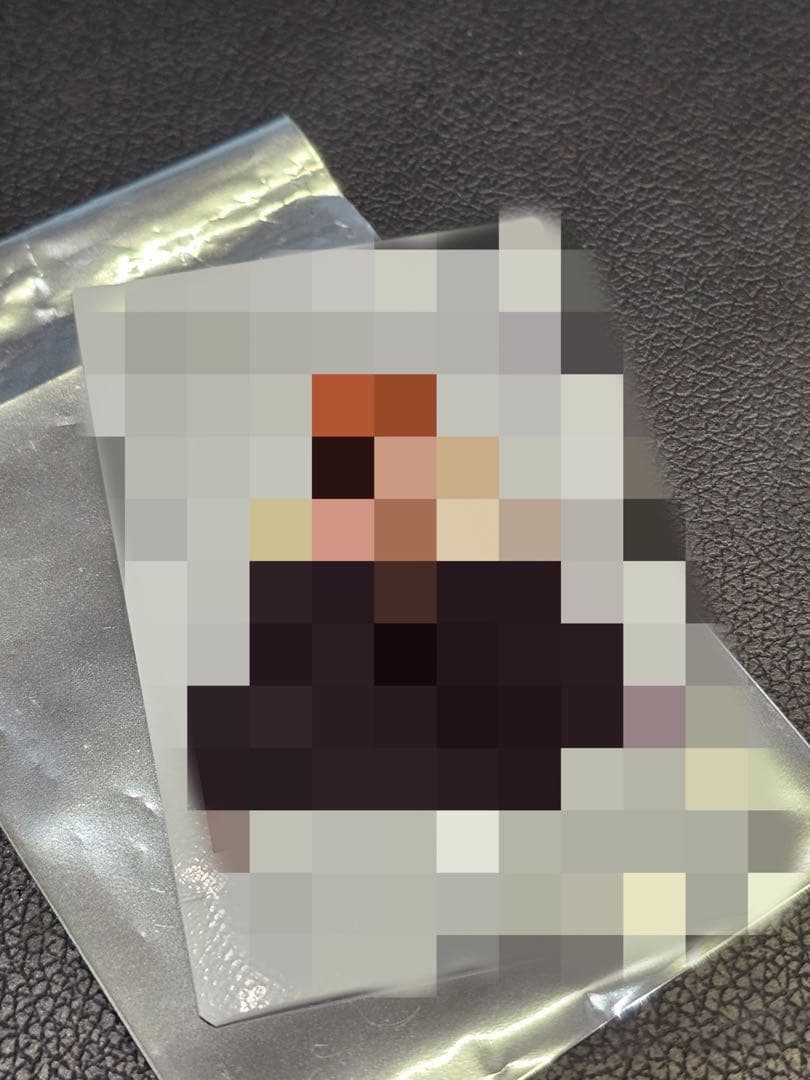 251019 B賞ポラロイド 直筆サイン入りポラロイド写真 ホンジュン 홍중