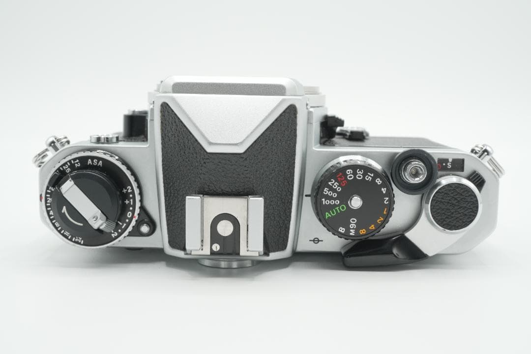 【美品・完動品】Nikon FE シルバー フィルムカメラ本体