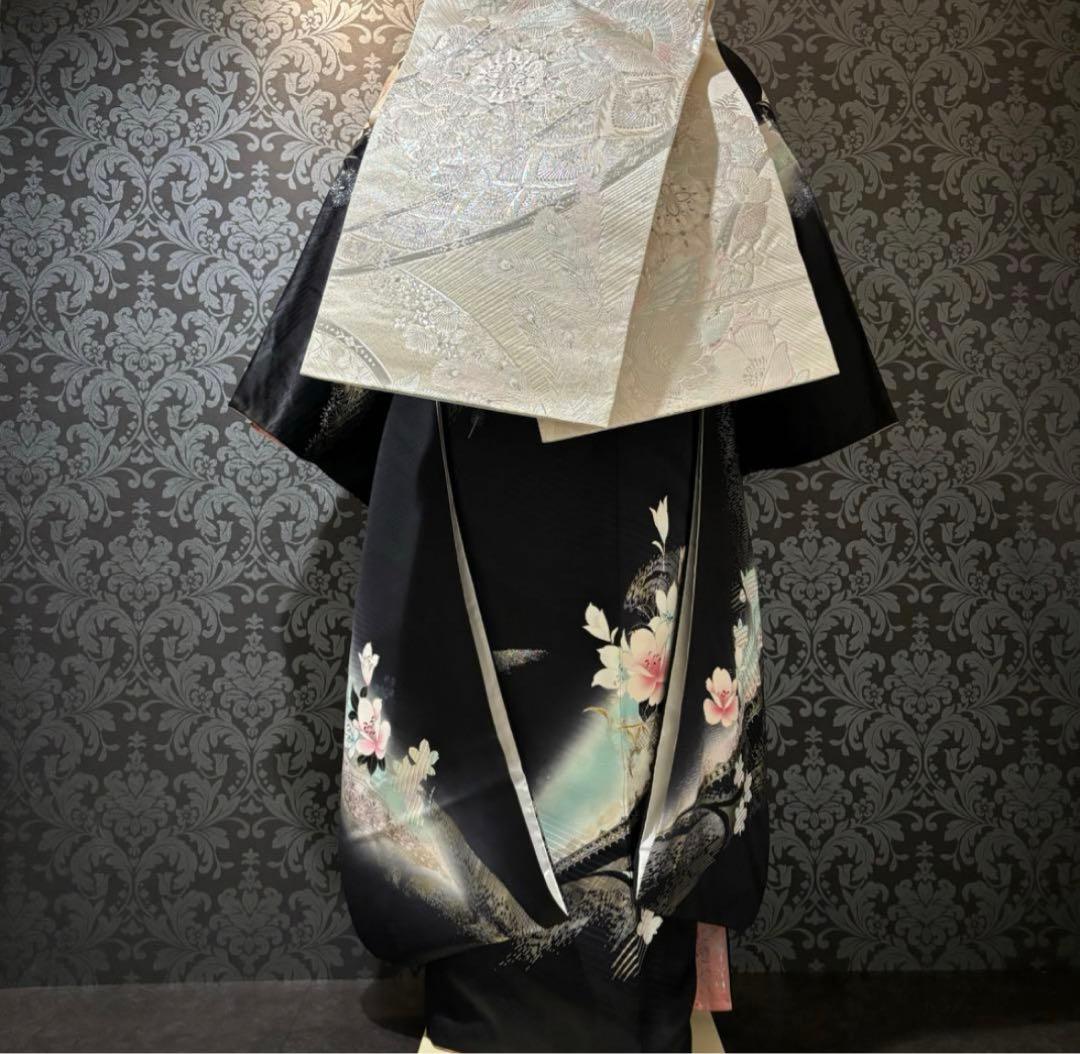 美品　黒地　地紋　金彩　銀彩　逸品　振袖　フルセット 振り袖