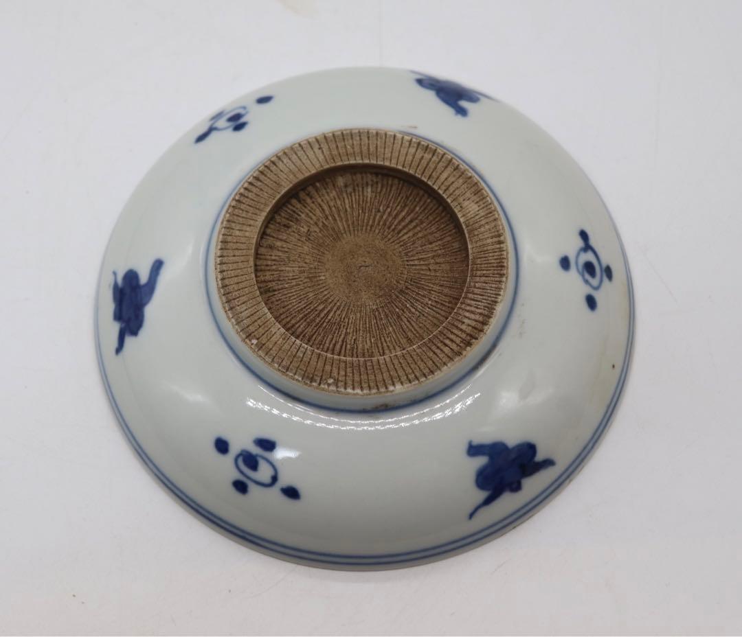 中国　明時代　染付花模様皿　アンティーク　送料込み0405