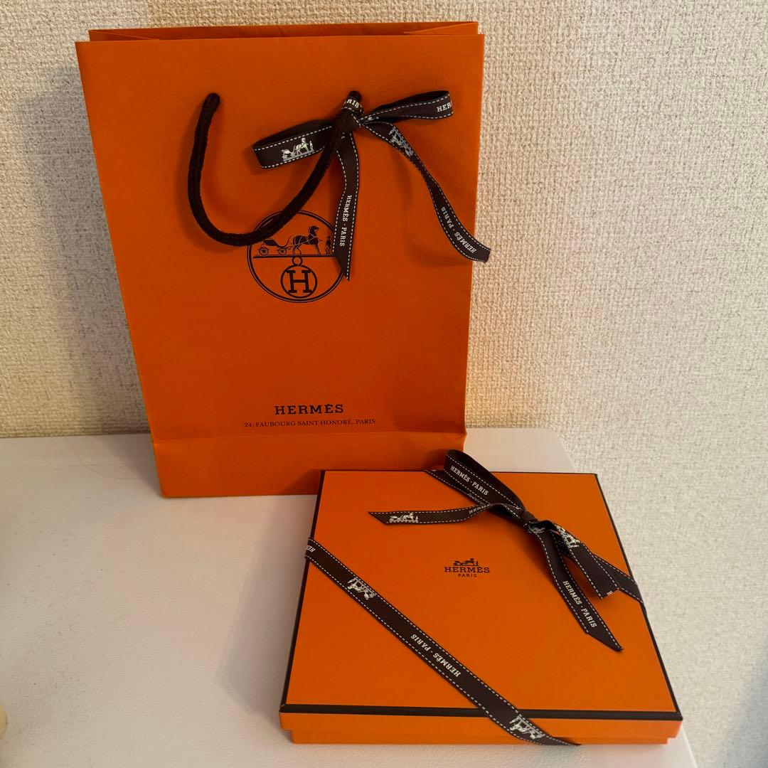 HERMES エルメス　ハンドタオル