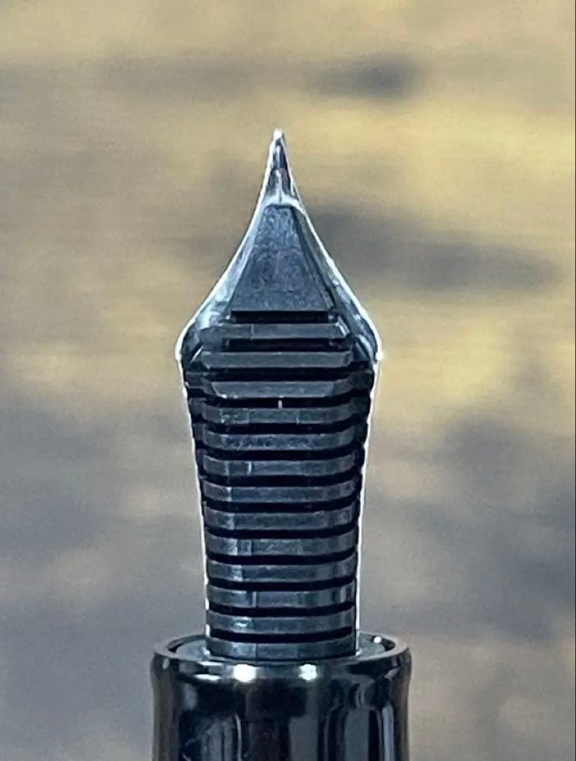 試筆のみ　バイカラー　旧ニブ　シグマ　Σ プロギアスリム　セーラー　万年筆　F