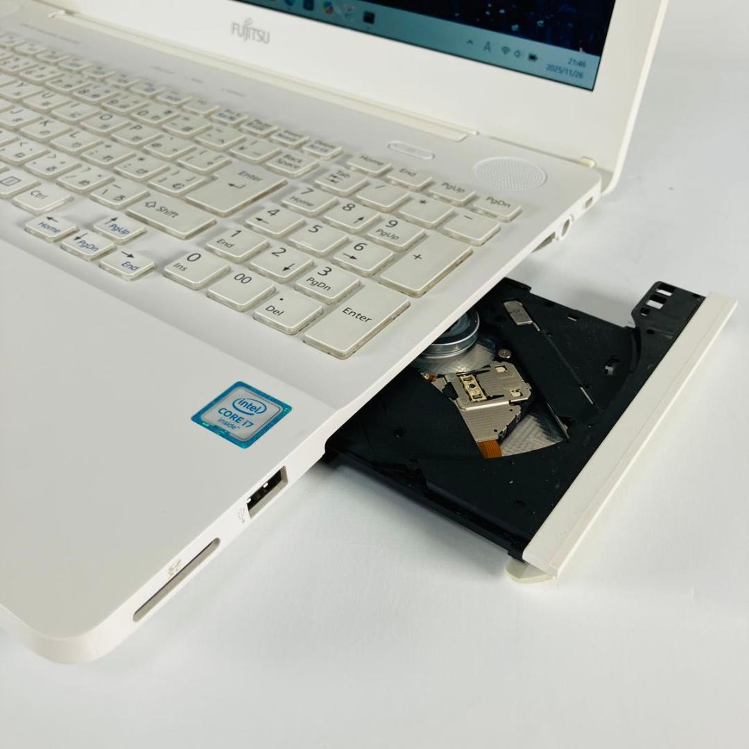 Core i7 SSD1TB メモリ16GB Windows11 ノートパソコン