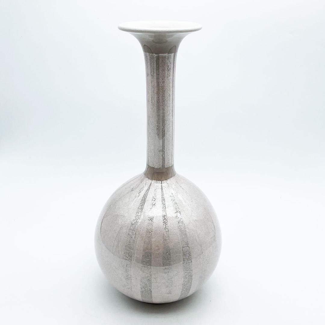 九谷焼 石川県指定無形文化財 中田一於 淡桜釉裏銀彩 花入 花瓶 作家