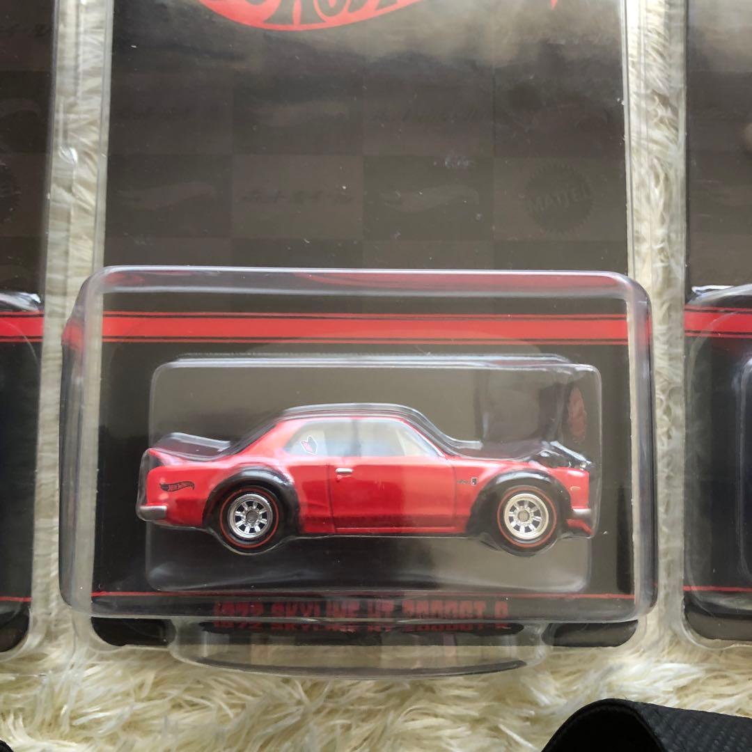 ホットホイール　1972SKYLINE HT 2000GT-R 右向2台左向1台