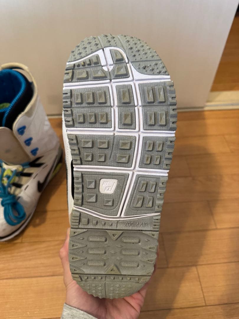 おかさん　NIKE SB ズーム怪獣 ブーツ 27cm