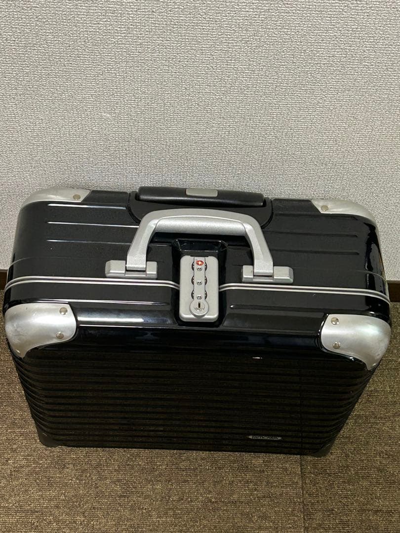 RIMOW リモワ　リンボ