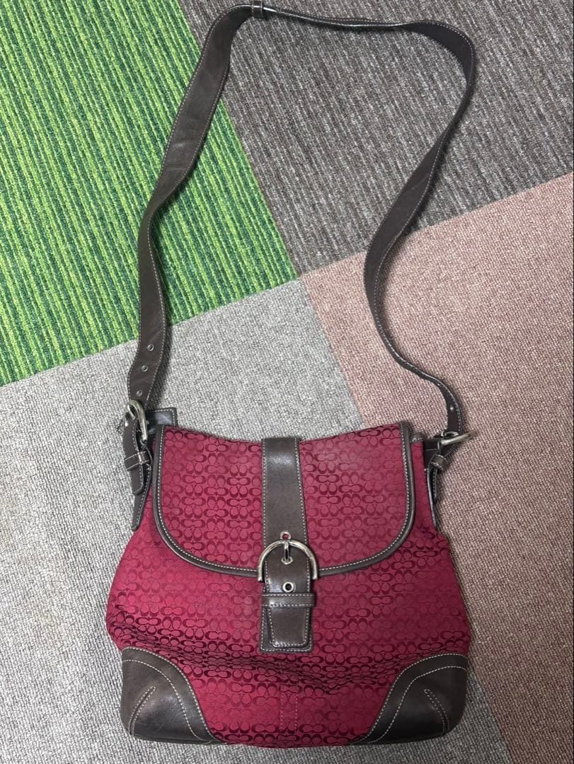 COACH シグネチャー ショルダーバッグ 保存袋付 中型