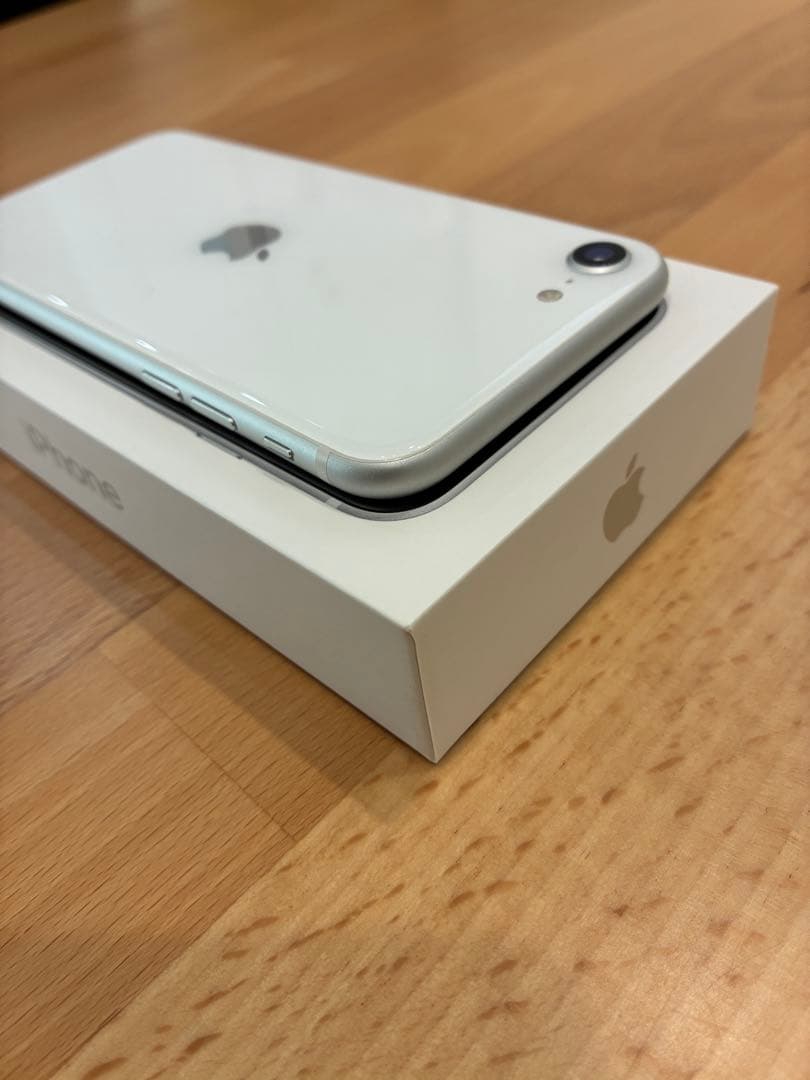 Apple iPhone se 第二世代　ジャンク品