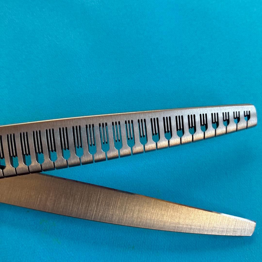 犬用セニングシザー 7インチ ステンレス ワンダーカーブシザー