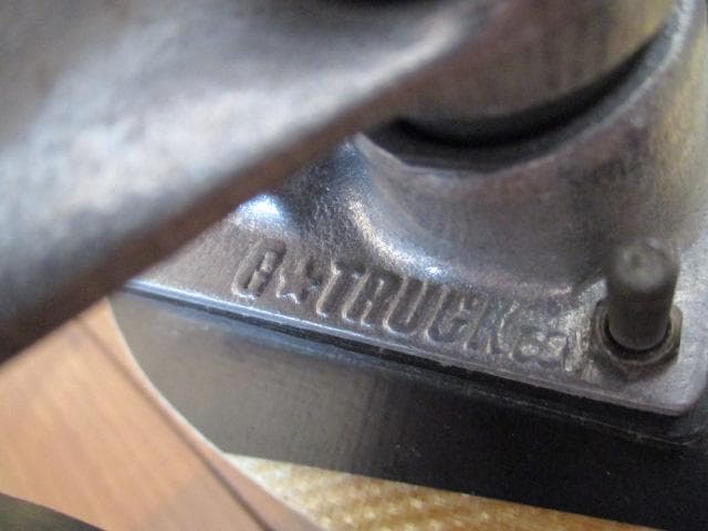 レア品！　インディアナスケートボード　スケートボード　SWISS.MADE