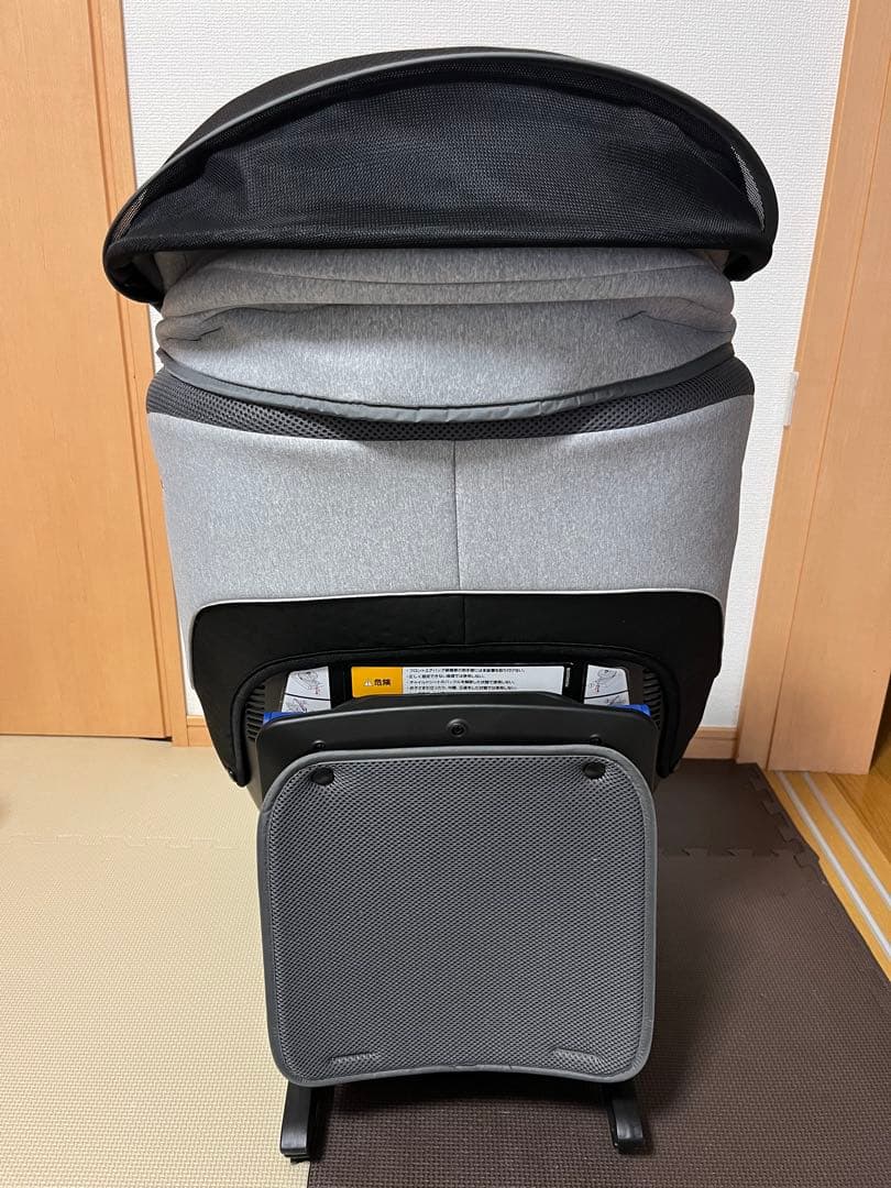 週末限定値下げ！Aprica クルリラ チャイルドシート グレー　ガイドキャップ