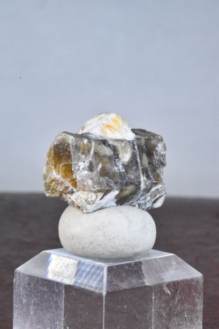 超希少石 ミャンマー産 ジョーハチドーライト原石