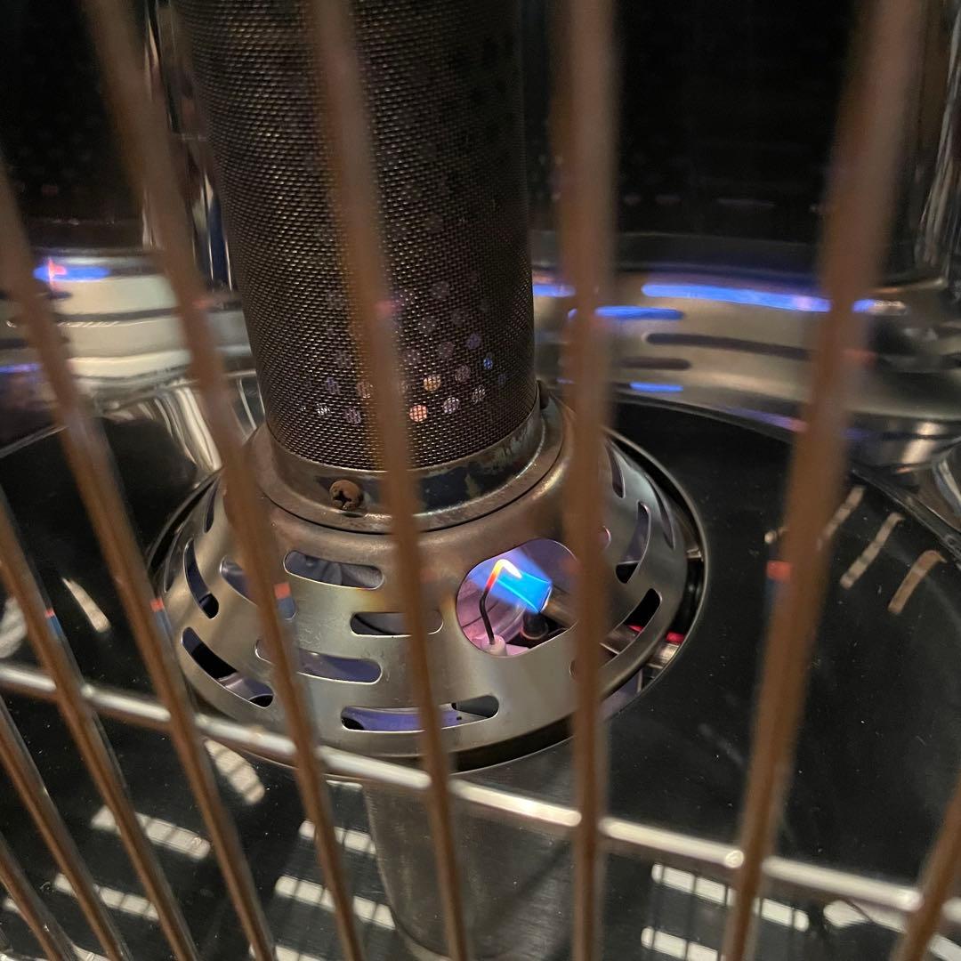 【美品】Iwatani カセットガスストーブ デカ暖　CB-CGS-HPR