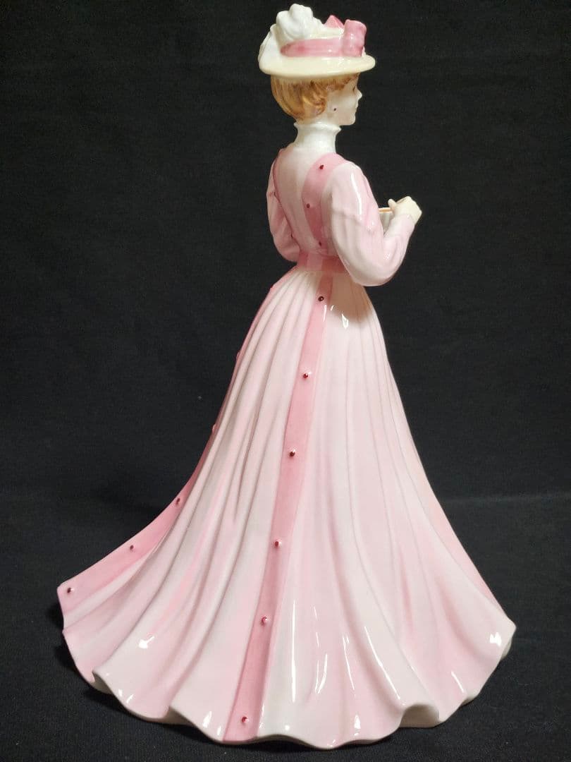 新品箱入り 証明書付き リントンズ エミリー コールポート フィギュリン 美品