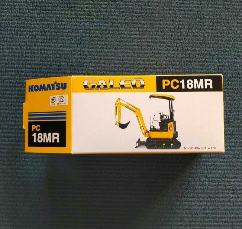 粟*地様 KOMATSU PC18MR ミニチュアモデル 1/32 イタリア製