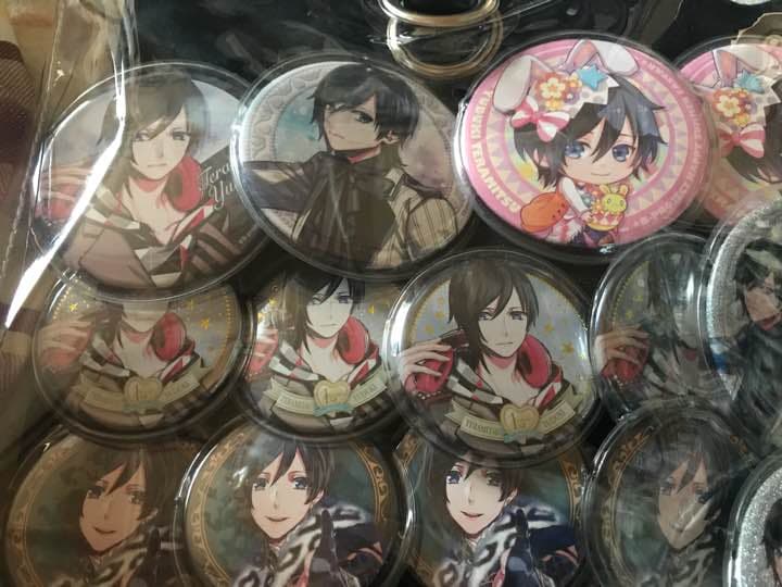 白スーツ 缶バッジ Bプロ 唯月 痛バ