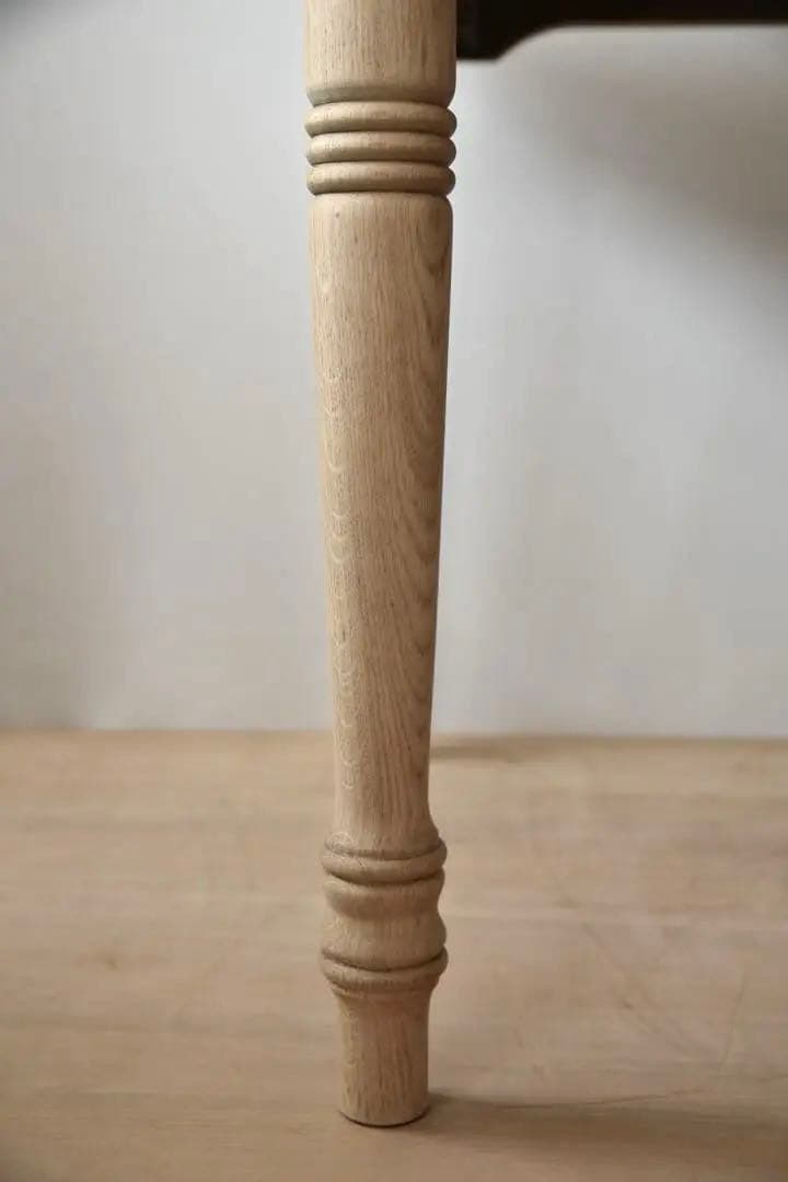 ストリップド家具　アンティークテーブル ろくろ脚テーブル　オークテーブル　古家具