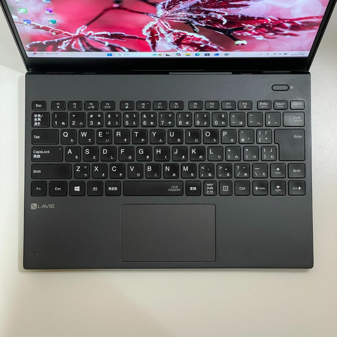 第11世代 i7 NEC LAVIE ノートPC win11 薄型 軽量 SSD