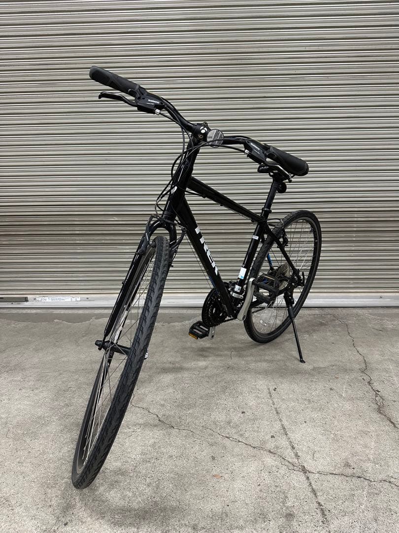 t　クロスバイク TREK FX1