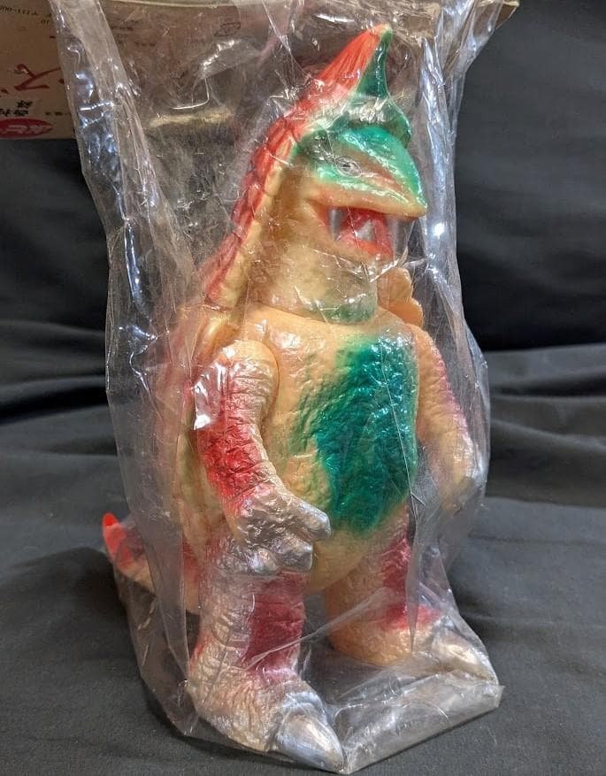 プルーマ「帰ってきたウルトラマン」登場怪獣（ブルマァク復刻）ソフビ未開封