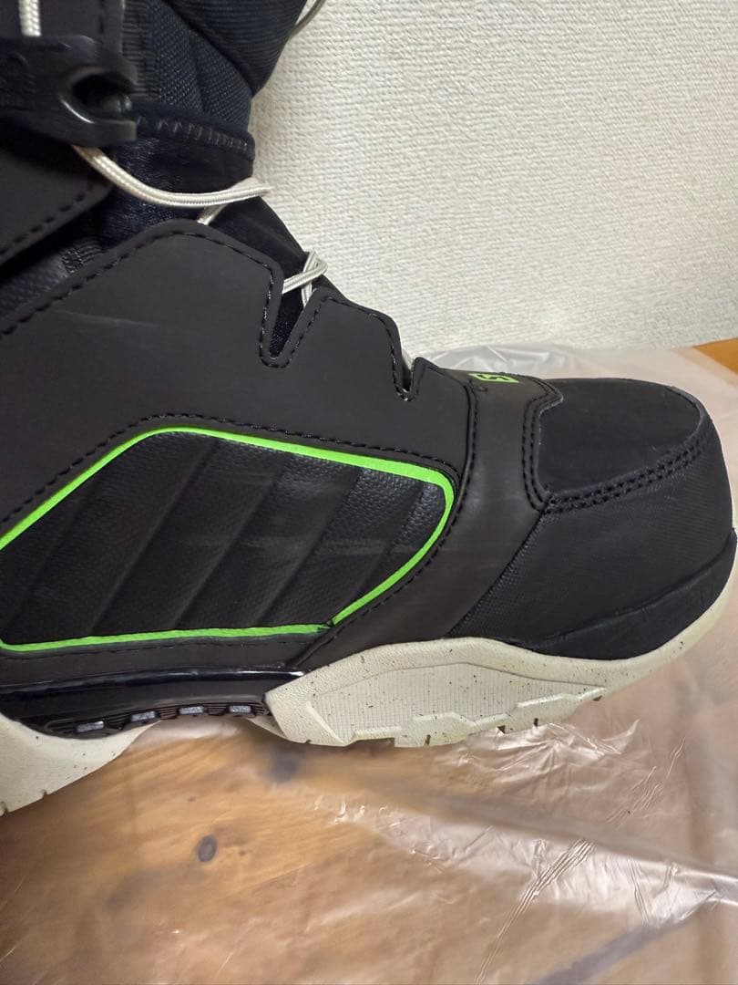 値下げ中！【 SALOMON、スノーボード用ブーツ 】