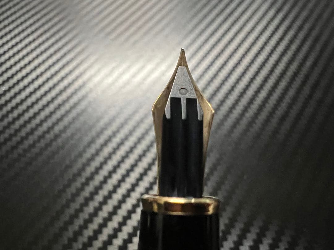 モンブラン 万年筆 未使用に近い 144 ブラック 全金 EF