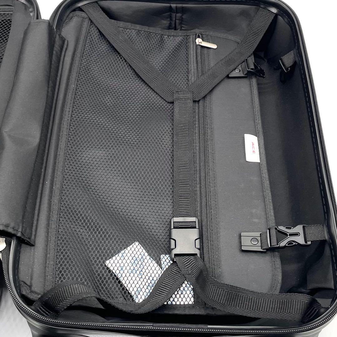 【美品】エース プリズム スーツケース 4輪 33L 機内持ち込み可 ネイビー