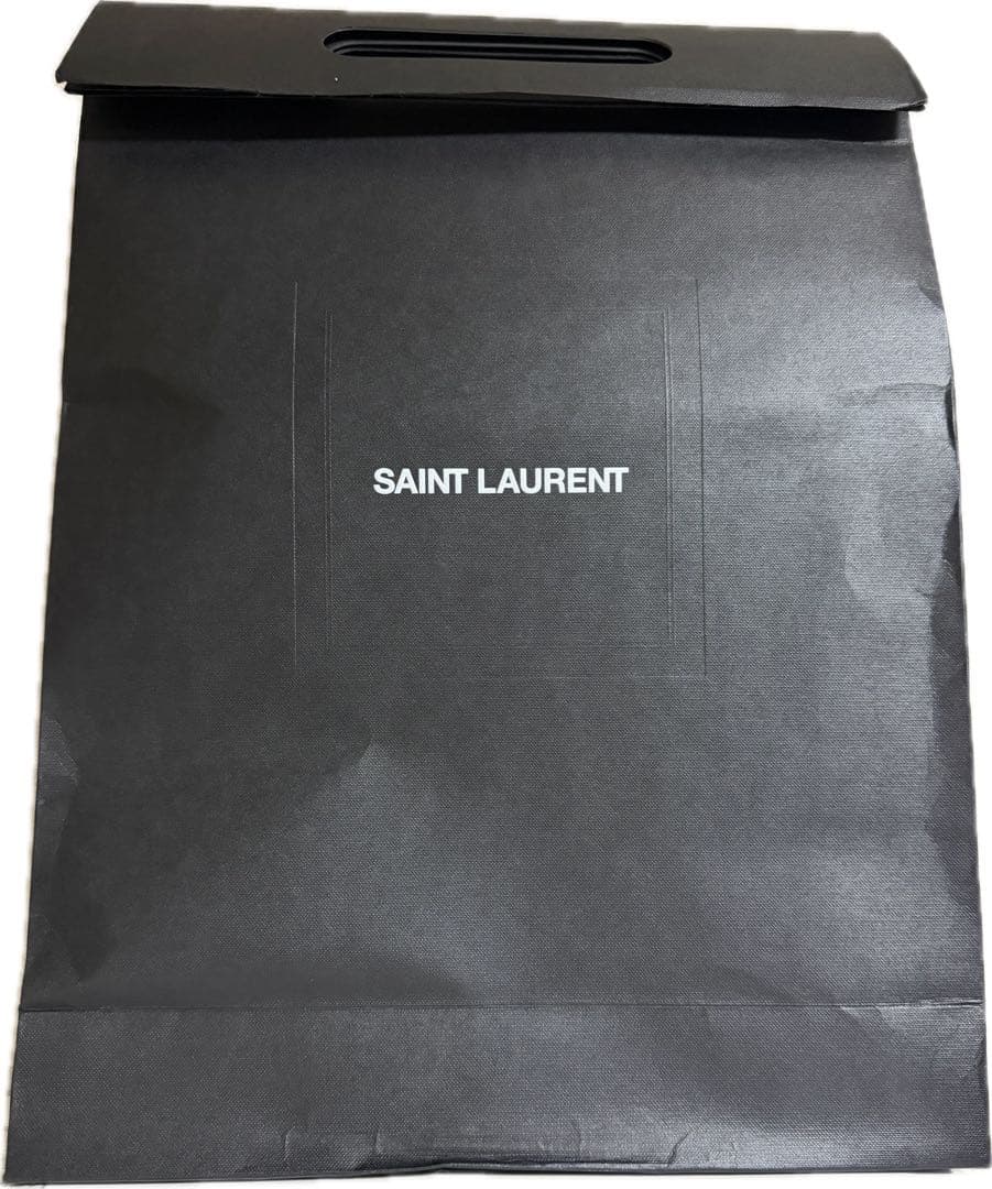 YVES SAINT LAURENTルー レザー Vステッチ ショルダーバッグ